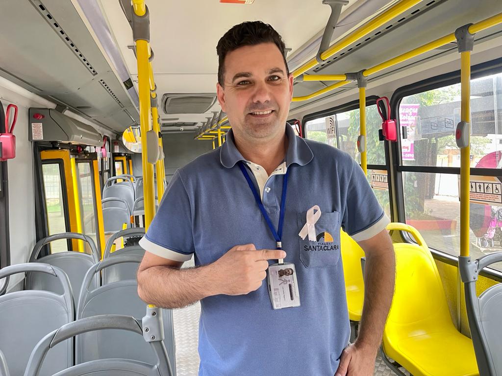 Motoristas da Visac aderem à campanha Outubro Rosa