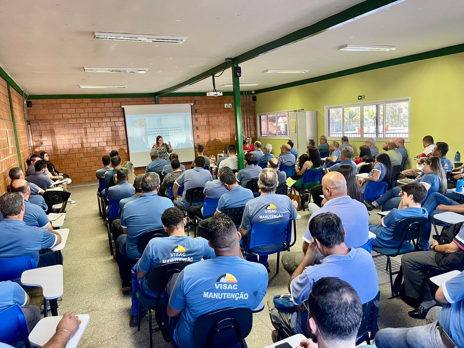 Pioneira: VISAC capacita motoristas para atender pessoas autistas