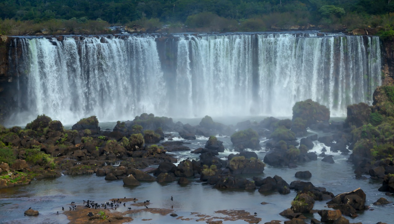 Indicadores mostram volta do turista estrangeiro em Foz do Iguaçu