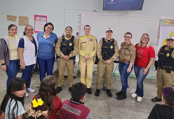 Motorista da VISAC fala sobre os desafios da profissão e a paixão por dirigir em escola de Foz